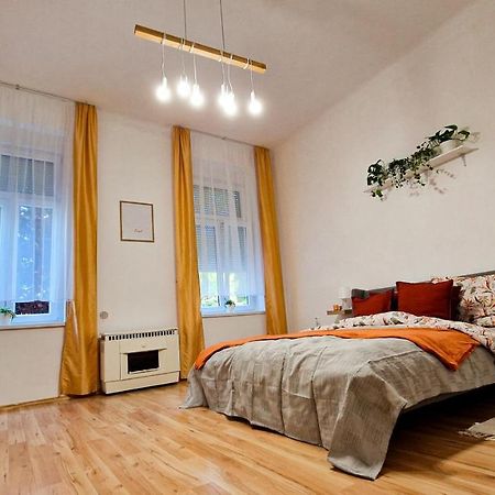 Apartament Pearl Apartman Győr Zewnętrze zdjęcie